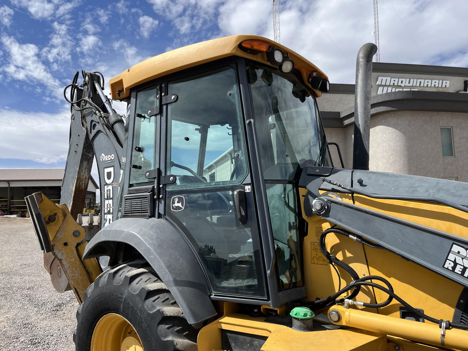 ./imagenes/INVOICE/2019/17364/RETROEXCAVADORA JOHN DEERE 310SK (50).JPG